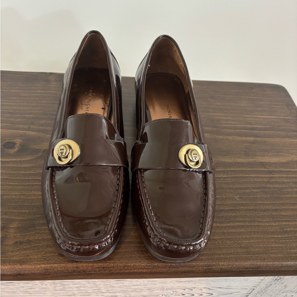 Vintage Etienne Aigner Chocolate Brown Patent Leather Loafers Size 8